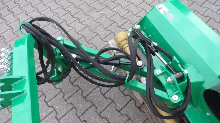 Schlegelmäher mit hydraulischer Seitenverstellung 100 cm